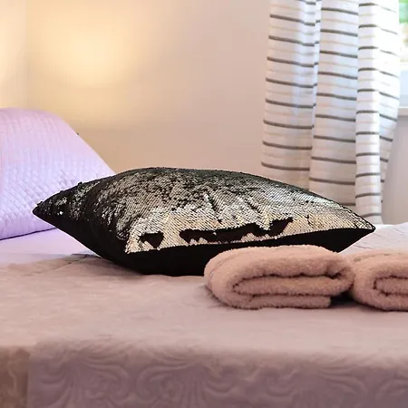 Appartamento With A Sea View Terrace, Ciovo Near *
