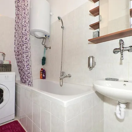 With A Sea View Terrace, Ciovo Near Appartement Trogir